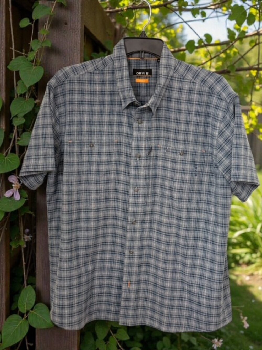 Orvis Men's XL Short Sleeve Button-Up Woven Plaid Shirt Gray Blue Active Fit